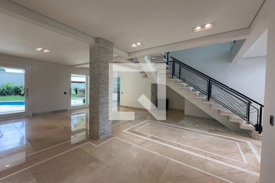Sala de casa de condomínio à venda com 4 quartos, 500m² em Alphaville Residencial Um, Barueri