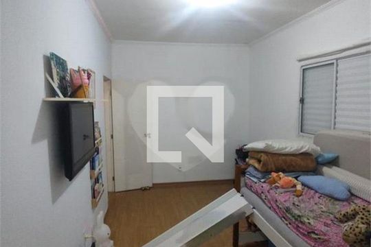 Casa à venda com 3 quartos, 244m² em Núcleo Carvalho de Araujo, São Paulo