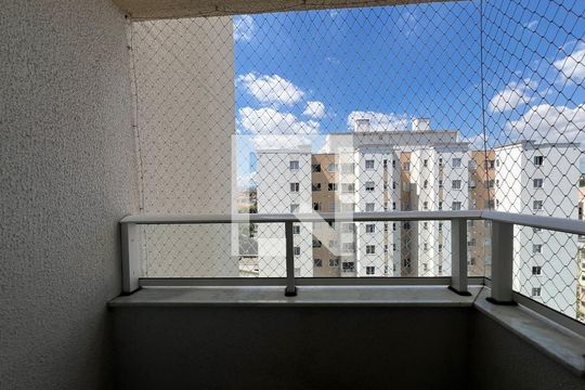 Apartamento à venda com 2 quartos, 60m² em Planalto, Belo Horizonte