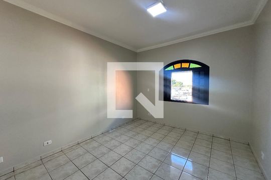Quarto 1 de casa à venda com 2 quartos, 150m² em Vila Pindorama, Barueri