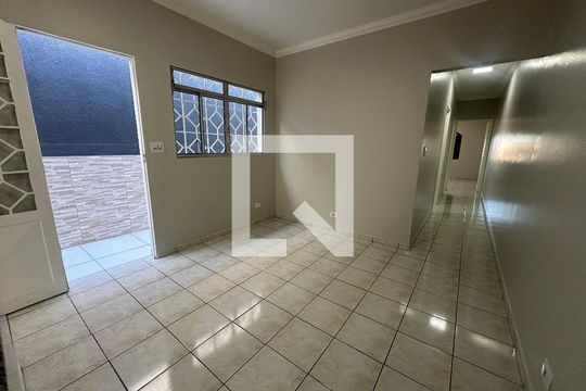 Casa à venda com 2 quartos, 150m² em Vila Pindorama, Barueri