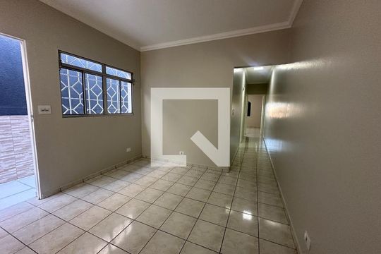 Sala de casa à venda com 2 quartos, 150m² em Vila Pindorama, Barueri