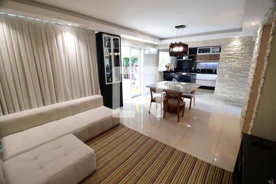 Casa de Condomínio para alugar com 3 quartos, 340m² em Residencial Barão do Café, Campinas