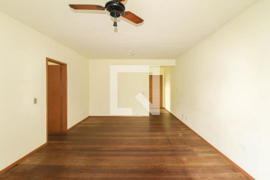 Sala de apartamento à venda com 3 quartos, 101m² em Centro, Canoas