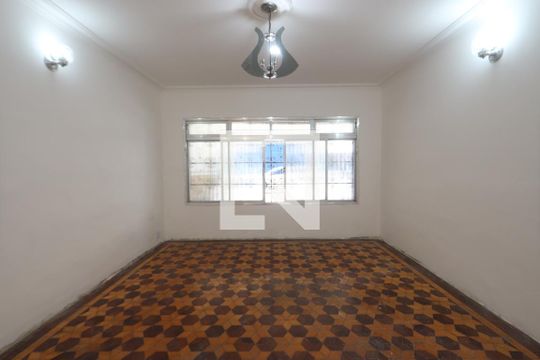Casa para alugar com 3 quartos, 375m² em Chácara Mafalda, São Paulo
