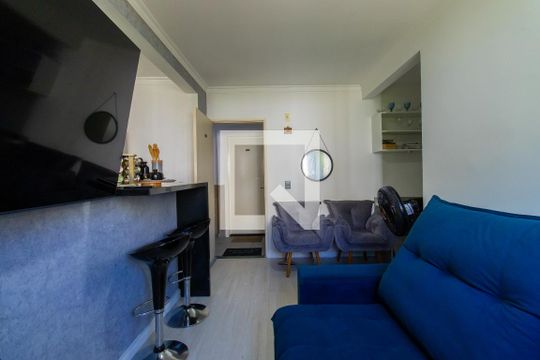 Apartamento para alugar com 2 quartos, 48m² em Chácara Tropical (caucaia do Alto), Cotia