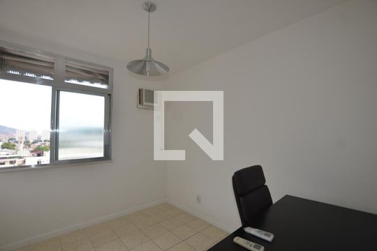Quarto 1 de apartamento para alugar com 2 quartos, 62m² em Campinho, Rio de Janeiro