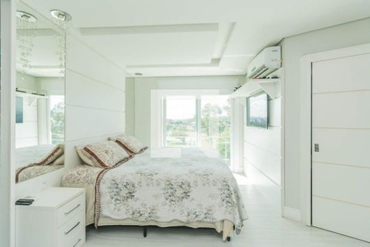 Quarto 3 de casa para alugar com 4 quartos, 362m² em Jardim Dona Leopoldina, Porto Alegre