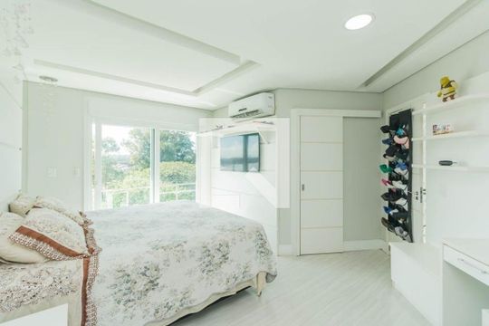 Quarto 3 de casa para alugar com 4 quartos, 362m² em Jardim Dona Leopoldina, Porto Alegre