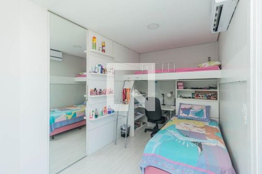 Quarto 2 de casa para alugar com 4 quartos, 362m² em Jardim Dona Leopoldina, Porto Alegre