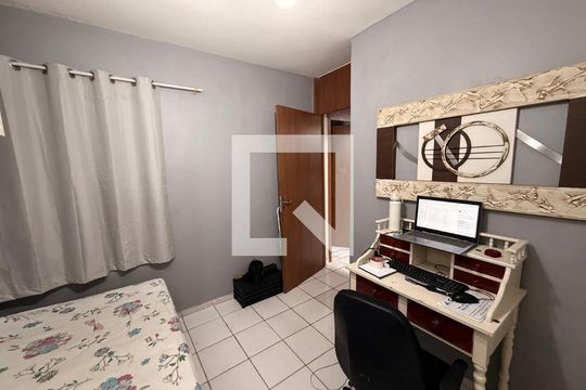 Apartamento à venda com 2 quartos, 55m² em Qn 12c, Brasília