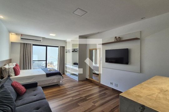 Casa de Condomínio para alugar com 8 quartos, 200m² em Recreio dos Bandeirantes, Rio de Janeiro