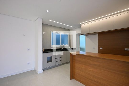 Cozinha de apartamento à venda com 3 quartos, 100m² em Vila Progredior, São Paulo