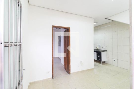Casa para alugar com 1 quarto, 50m² em Parque Novo Mundo, São Paulo
