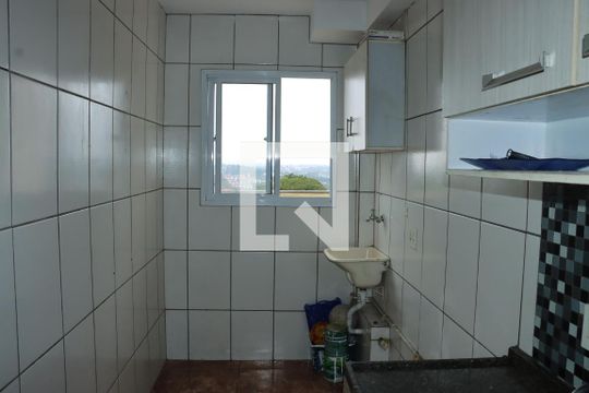Apartamento para alugar com 2 quartos, 52m² em Parque Turiguara, Cotia