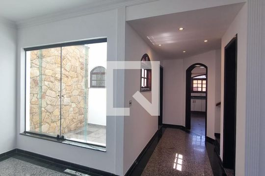 Sala de casa à venda com 3 quartos, 219m² em Vila Jordanopolis, São Bernardo do Campo