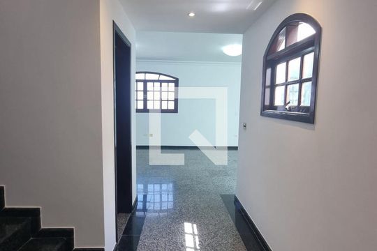 Sala de casa à venda com 3 quartos, 219m² em Vila Jordanopolis, São Bernardo do Campo