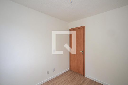 Quarto 1 de apartamento para alugar com 2 quartos, 44m² em Vila Suzana, São Paulo