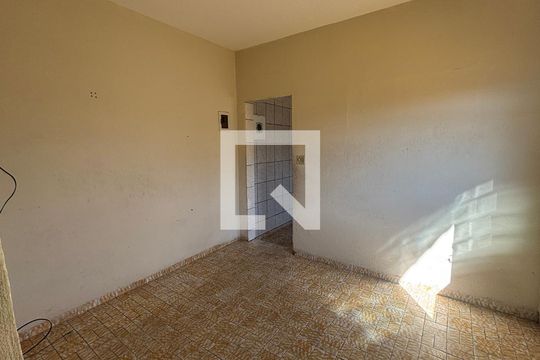 Sala de casa à venda com 4 quartos, 250m² em Jardim Silvana, Santo André