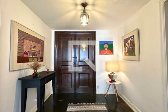 Corredor de apartamento à venda com 3 quartos, 164m² em Copacabana, Rio de Janeiro