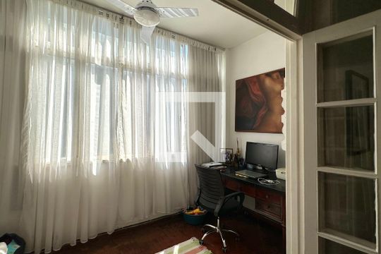 Escritório  de apartamento à venda com 3 quartos, 164m² em Copacabana, Rio de Janeiro