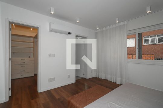 Quarto Suíte de apartamento para alugar com 3 quartos, 342m² em Auxiliadora, Porto Alegre