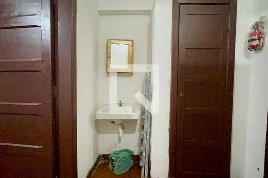 Quartos  de casa para alugar com 3 quartos, 130m² em Cerqueira César, São Paulo