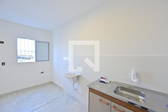 Cozinha/Lavanderia de kitnet/studio para alugar com 1 quarto, 16m² em Vila do Encontro, São Paulo