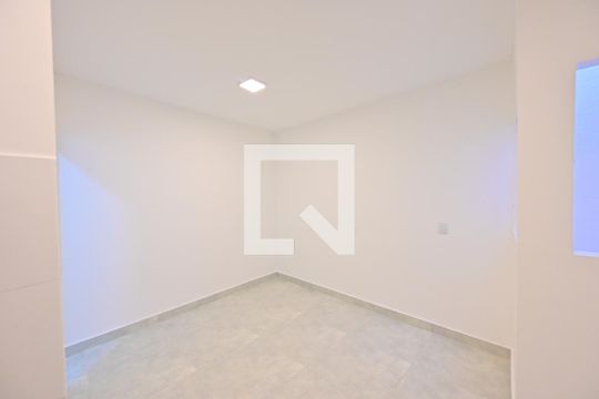 Sala/Quarto de kitnet/studio para alugar com 1 quarto, 16m² em Vila do Encontro, São Paulo