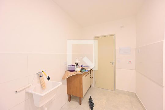 Cozinha/Lavanderia de kitnet/studio para alugar com 1 quarto, 16m² em Vila do Encontro, São Paulo