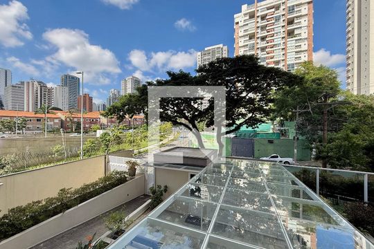 Vista  de apartamento à venda com 3 quartos, 100m² em Vila Cordeiro, São Paulo