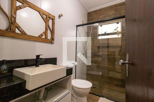 Banheiro 1 de casa à venda com 6 quartos, 410m² em Boqueirão, Curitiba