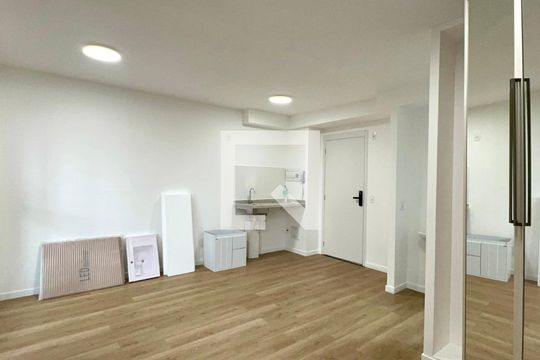 Studio de kitnet/studio para alugar com 1 quarto, 27m² em Pinheiros, São Paulo
