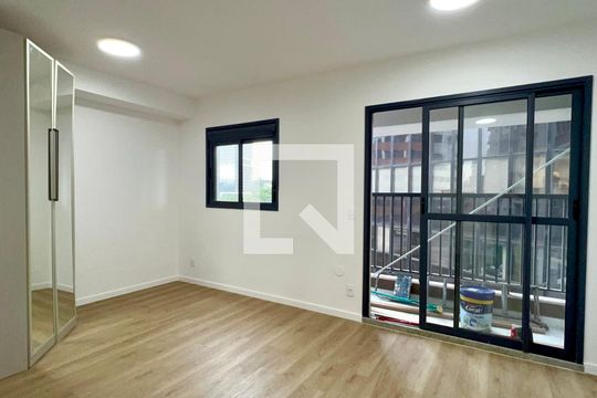 Studio de kitnet/studio para alugar com 1 quarto, 27m² em Pinheiros, São Paulo