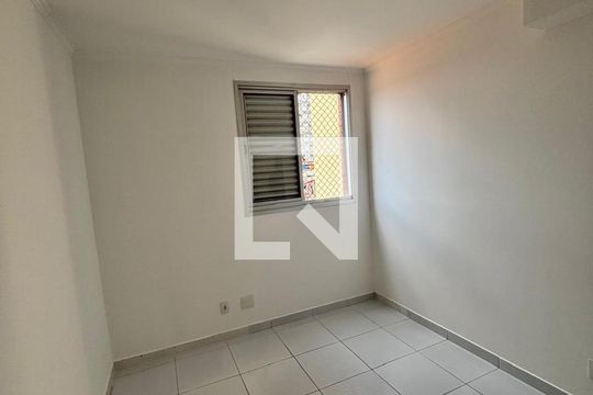 Apartamento à venda com 2 quartos, 52m² em Conceição, Diadema