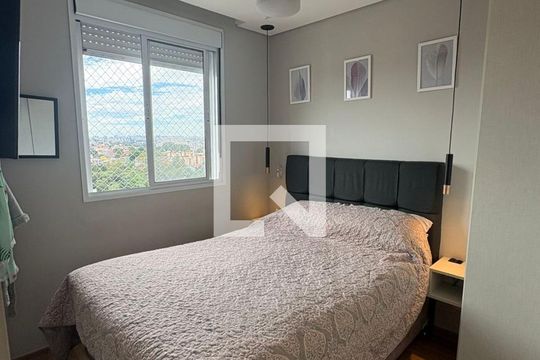 Quarto de apartamento à venda com 2 quartos, 42m² em Jardim Monte Alegre, Taboão da Serra