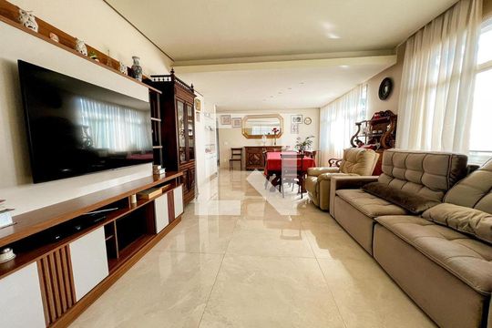 Sala de apartamento à venda com 4 quartos, 220m² em Serra, Belo Horizonte