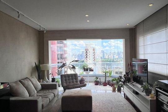 Sala de apartamento à venda com 2 quartos, 122m² em Itaim Bibi, São Paulo
