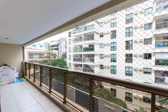 Varanda de apartamento à venda com 3 quartos, 115m² em Tijuca, Rio de Janeiro
