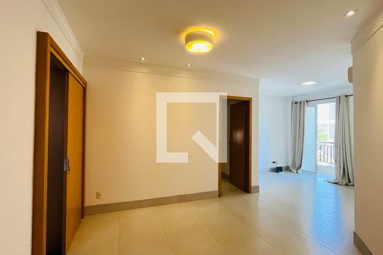 Apartamento à venda com 2 quartos, 77m² em Vila Itapura, Campinas
