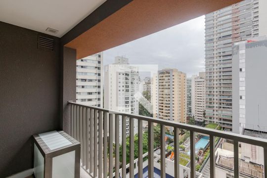 Varanda de kitnet/studio para alugar com 1 quarto, 26m² em Cidade Monções, São Paulo