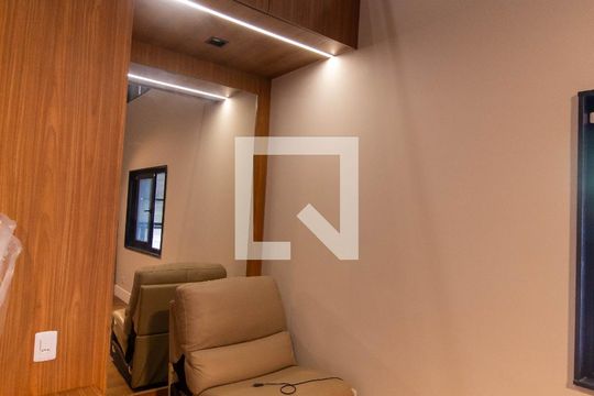 Casa à venda com 2 quartos, 300m² em Camboinhas, Niterói