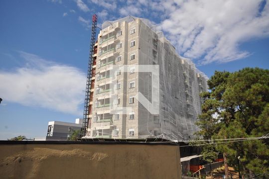 Vista do Quarto Suíte de apartamento à venda com 3 quartos, 80m² em Vila Nivi, São Paulo