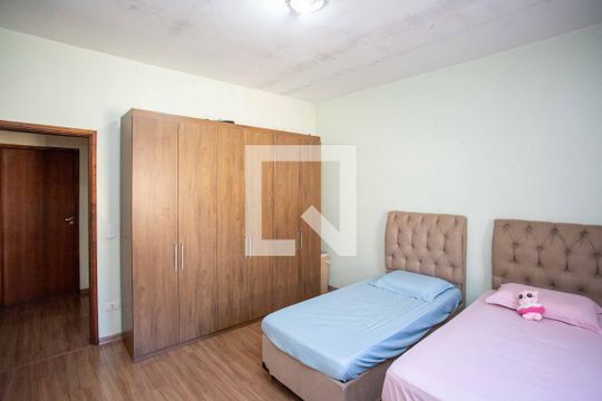 Quarto 2 de casa à venda com 2 quartos, 500m² em Centro, Diadema