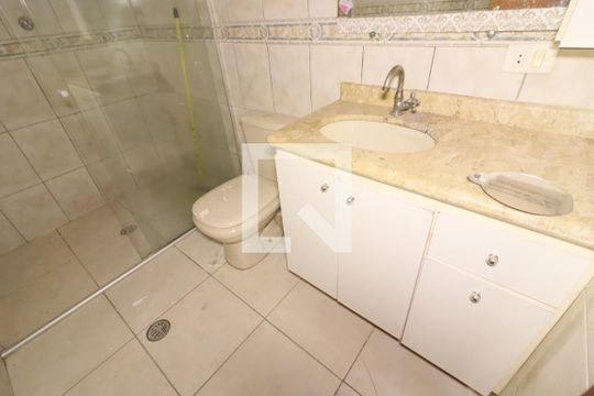 Banheiro da Suíte 1 de casa à venda com 5 quartos, 150m² em Novo Osasco, Osasco