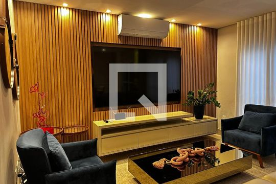 Sala de casa de condomínio para alugar com 4 quartos, 260m² em Granja Marileusa, Uberlândia