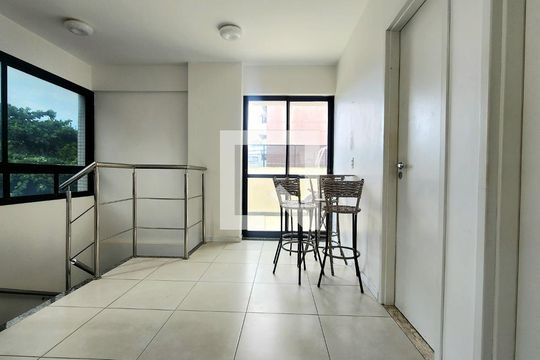 Sala 2 de apartamento para alugar com 2 quartos, 120m² em Ondina, Salvador