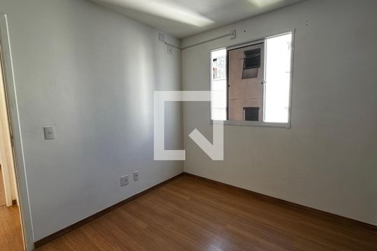 Quarto 1 de apartamento para alugar com 2 quartos, 49m² em Vargem Grande, Rio de Janeiro