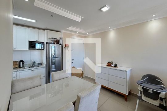 Sala  de apartamento à venda com 2 quartos, 43m² em Santo Amaro, São Paulo