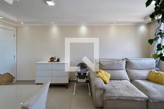 Sala  de apartamento à venda com 2 quartos, 43m² em Santo Amaro, São Paulo
